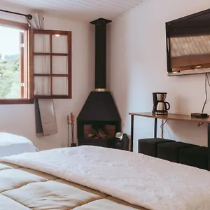 https://suite-florestal-tranquilidade-e-conforto-proximo-ao.camposdojordaohotels.net
